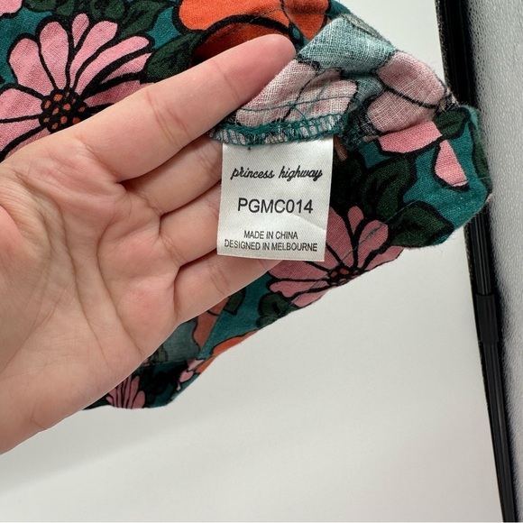 Modcloth Princess Highway Linen Floral Crop Top Size US 22 AU 26 - Picture 4 of 5